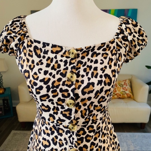 Leopard Printed Mini Dress - Picture 4 of 7